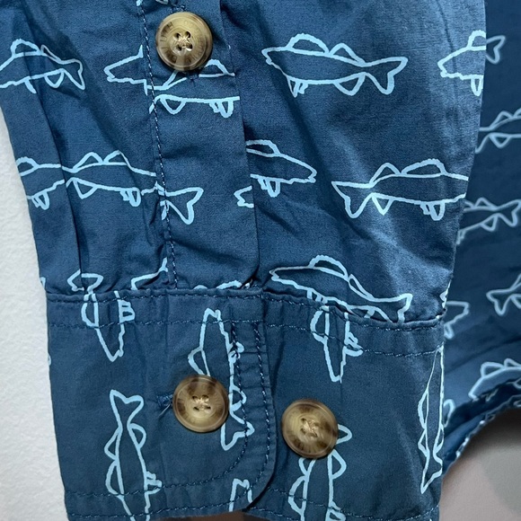Duluth Trading Co Fish Print Mens Button Up Size Medium Relaxed Fit - Picture 5 of 6